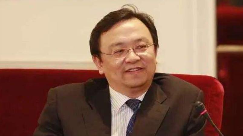 王传福父母双亡,王传福15岁成孤儿