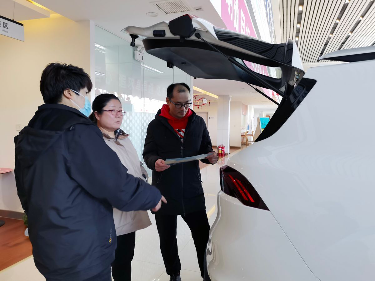 唐山赛路丰吉利4s店,唐山赛路丰吉利焕新季团购会