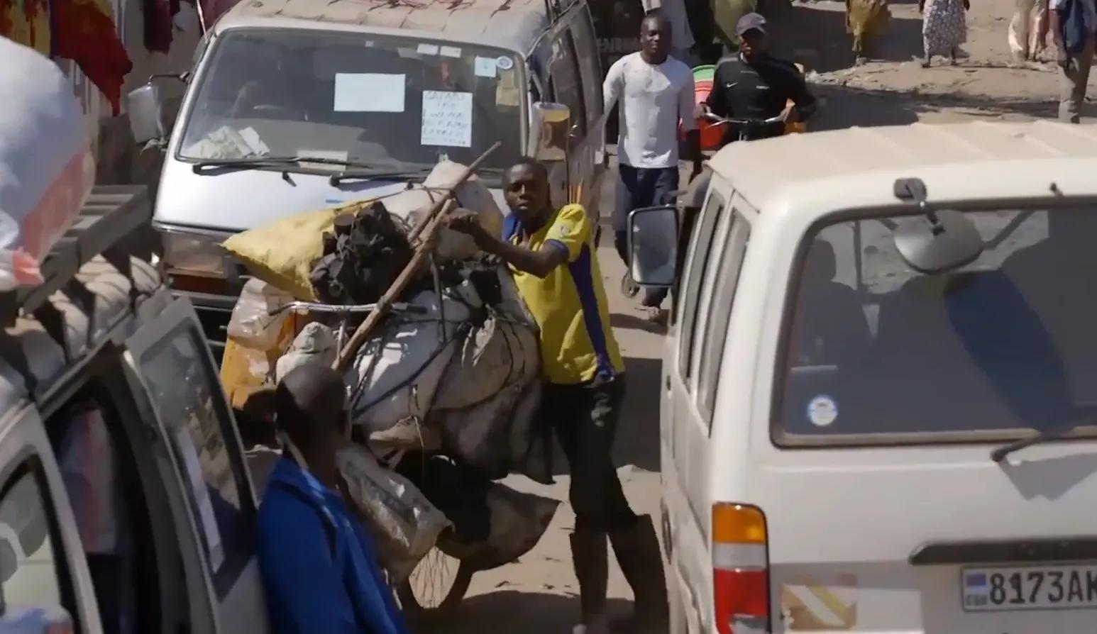 一直以为黑人穷是因为懒，真正了解后才发现，原来是自己太幸运