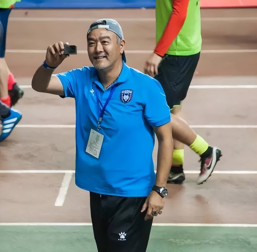 国门江洪:曾被害吸毒,不想打假球愤而退役,如今陪西安足球复兴