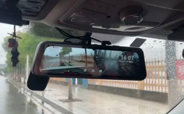 怎样选购行车记录仪,行车记录仪怎么选购