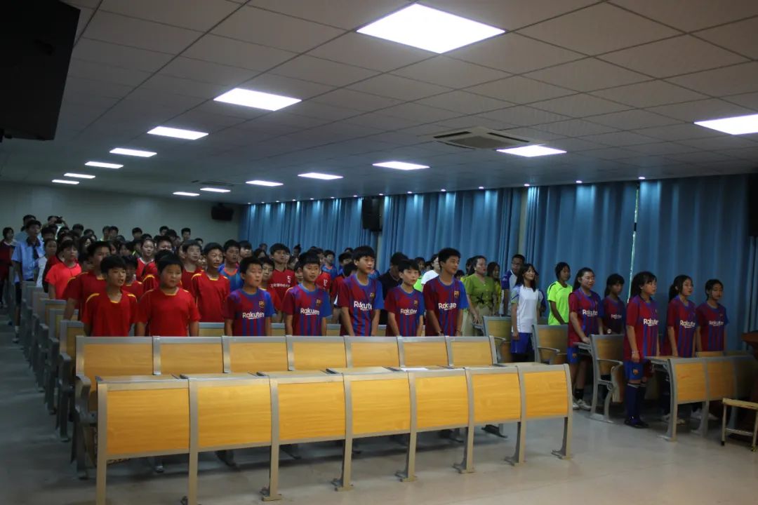 阜南县校园足球队比赛现场,阜南县高中足球赛