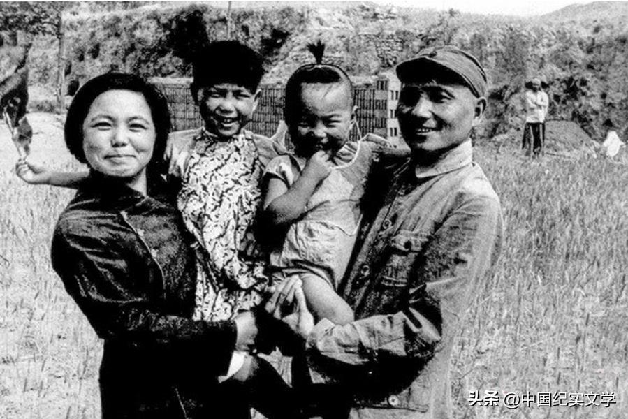 *小平邓**与上海的不解之缘