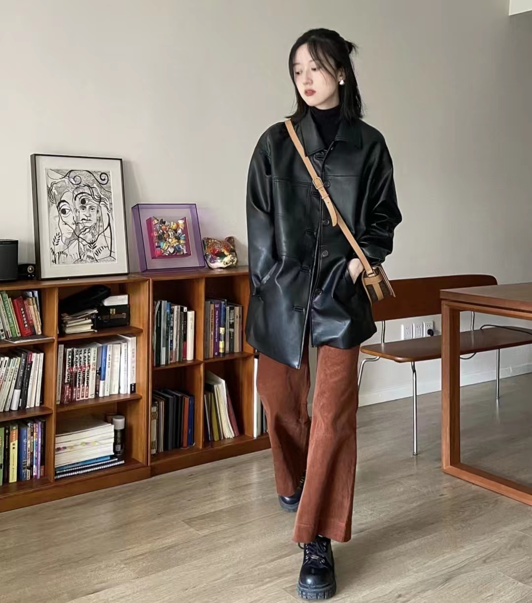 冬季黑色皮衣加棉高级感穿搭,黑色皮衣穿搭女秋冬
