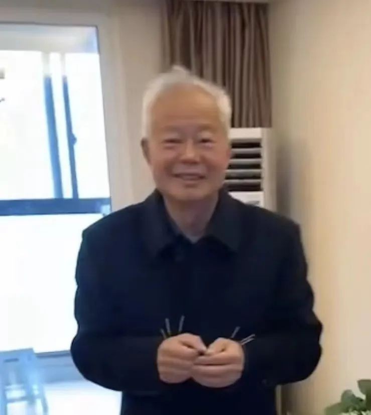 名师出高徒——记中医管爱源