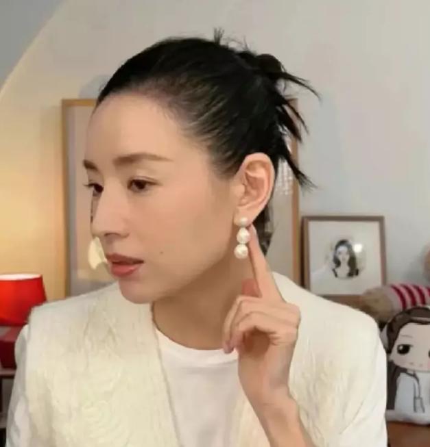 直播间卖假酒的明星,卖假酒网红有哪些