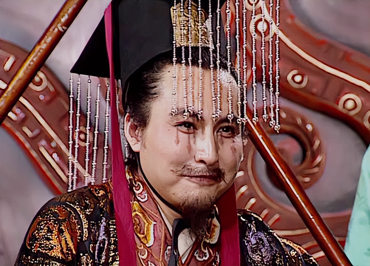 诸葛亮临死后司马懿痛哭,诸葛亮临死前安排谁吓走司马懿