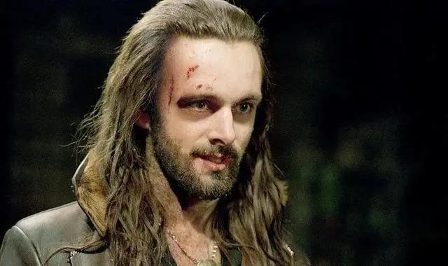 黑夜传说女主凯特贝金赛尔年轻时,凯特贝金赛尔吸血鬼猎人黑夜传说