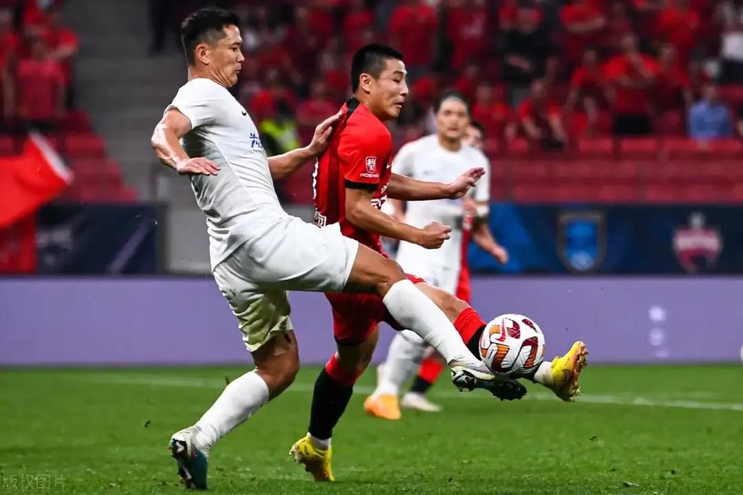 中超山东泰山沧州雄狮赛后,中超沧州雄狮vs上海申花赛事复盘