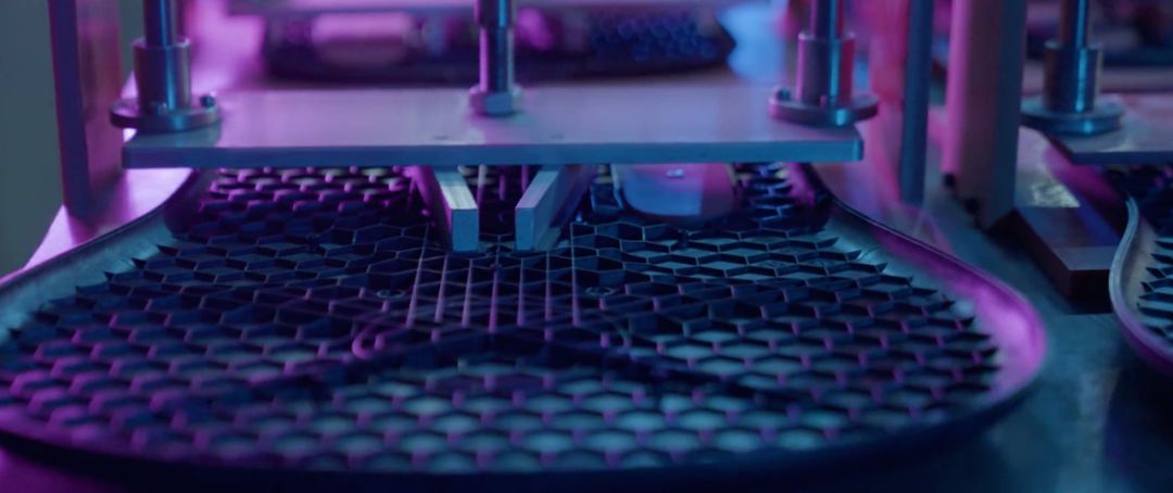 智能吉他乐器,智能吉他传统吉他