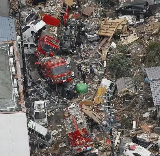 胆小匆进，盘点最近50年死亡上万人的大地震