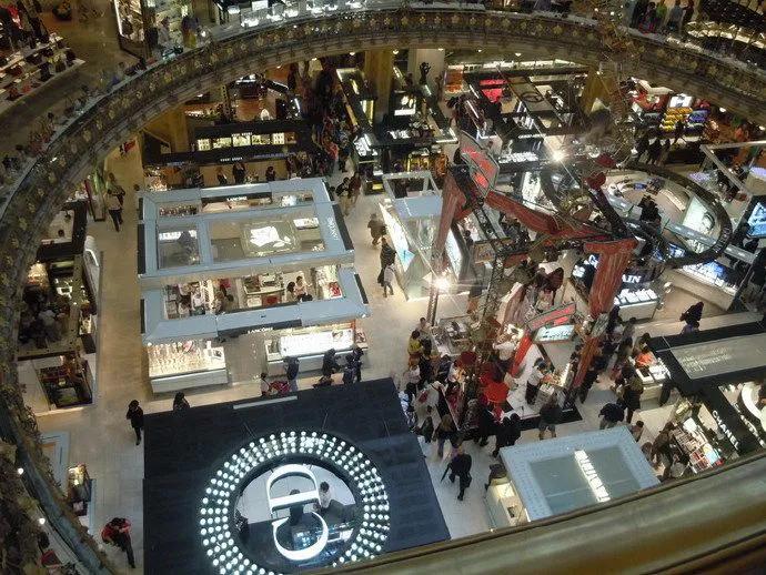 巴黎老佛爷百货自由行热门攻略,巴黎大皇宫游玩攻略简介