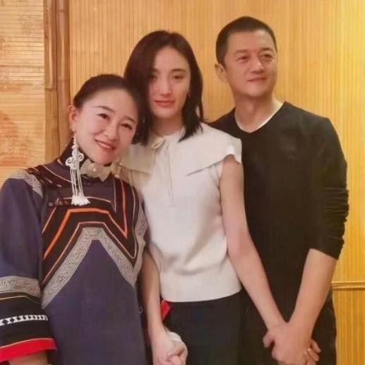 王菲前任李亚鹏,王菲的前夫李亚鹏现状