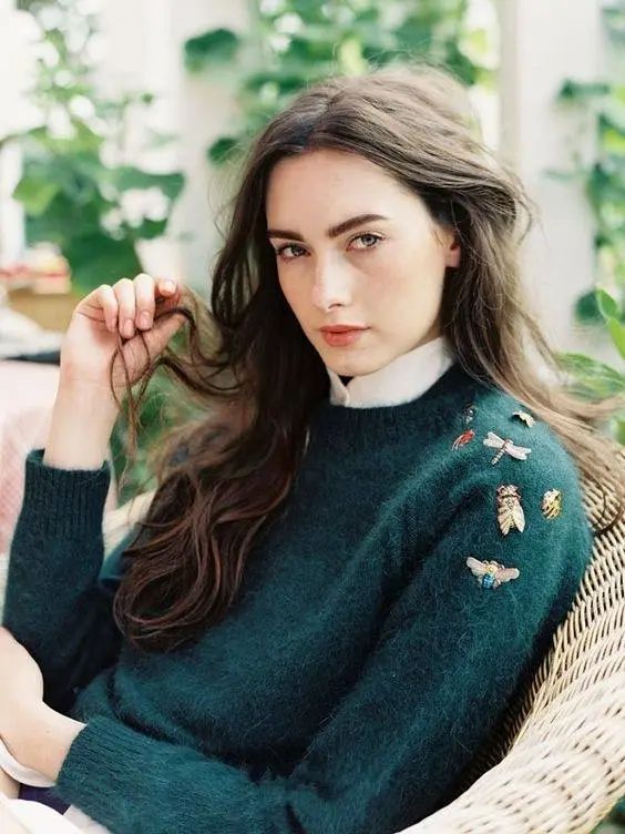 伊丽莎白轻奢胸针,凯特王妃戴的伊丽莎白女王的胸针