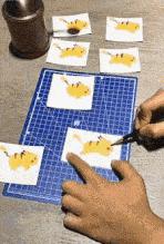 老师上课忘记关投影仪了,女老师上课期间忘记关投影仪