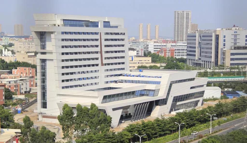 菲律宾陈永栽几个孩子,菲律宾首富陈永栽简介