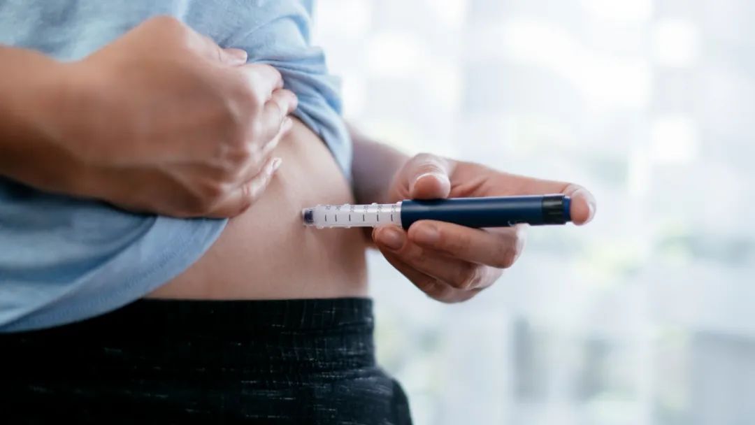 八十岁老人缺钾是什么原因,老年人出现乏力低钾该怎么办