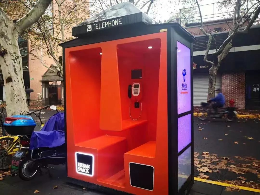 上海全封闭电话亭,为什么上海这么多电话亭