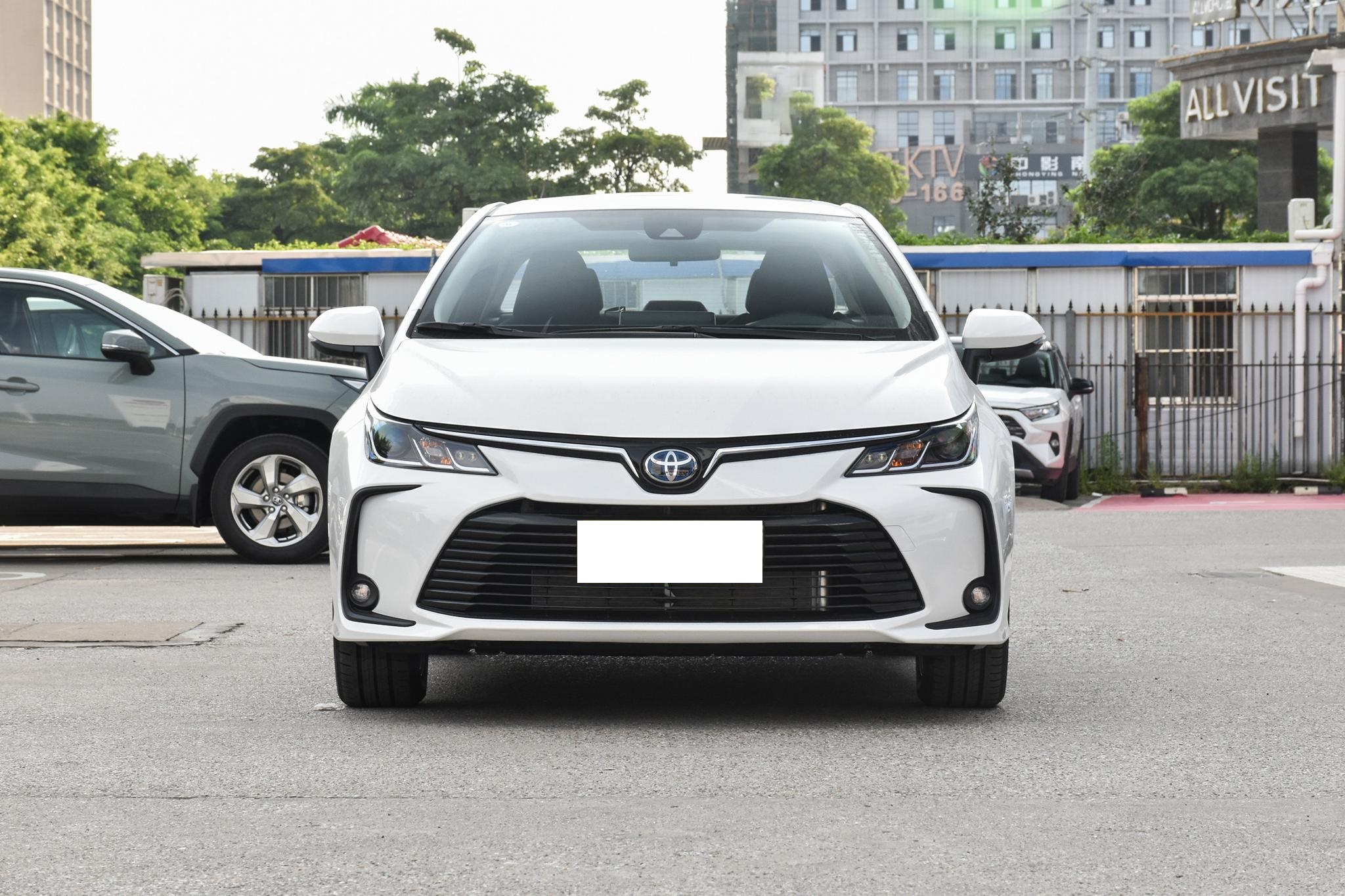 秦plusdm-i和老牌家轿轩逸,比亚迪秦plusdm-i跟卡罗拉哪个好