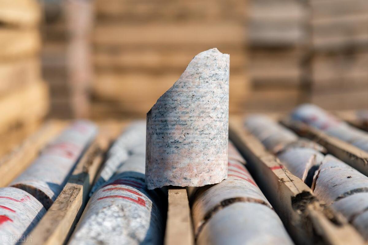 地质学与地质类区别,地质类与地质学类区别