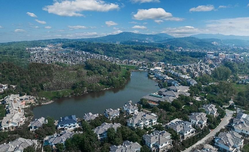 以时代典藏，致敬当代大家生活