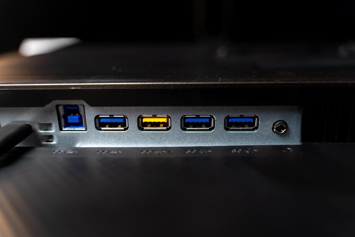 摄影师入门级电脑显示器推荐,专业摄影师用显示器推荐