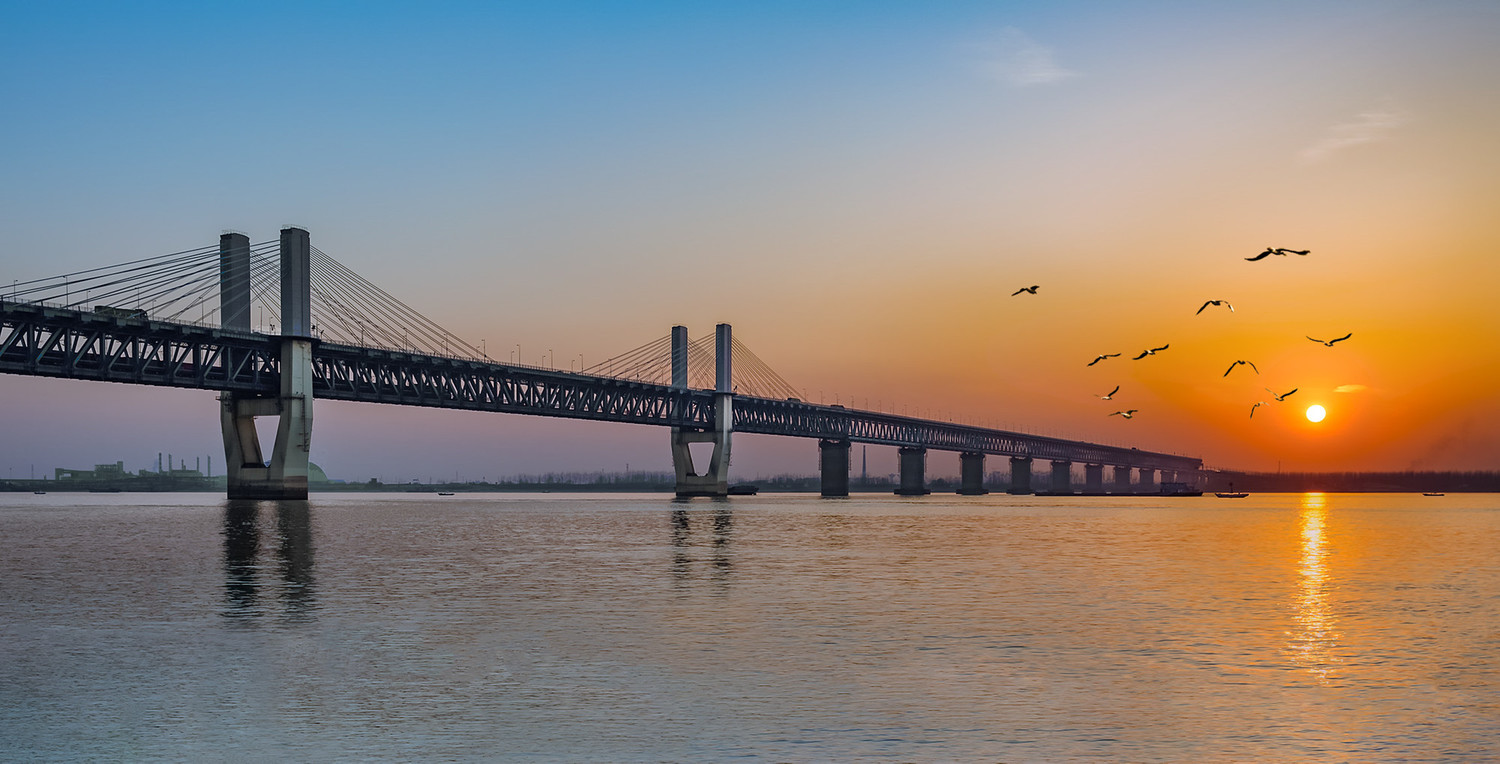 中国跨海跨江跨河桥梁世界第一,中国建的高难度桥梁