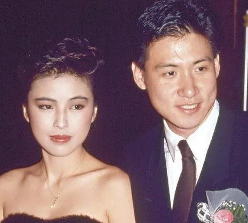 刘德华27岁的电影视频,刘德华几岁向吴倩莲求过婚