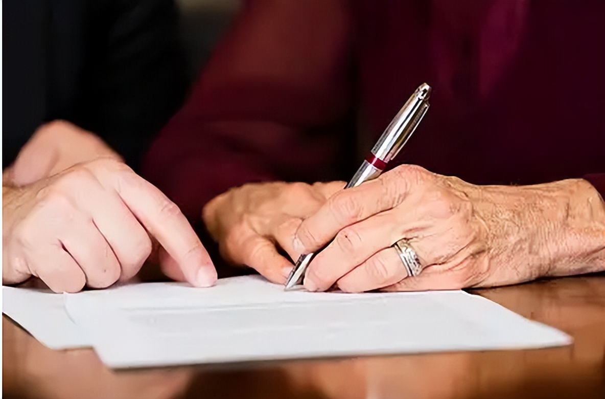 结合一起“QQ号码”案讨论,网络虚拟财产继承的现状及存在的问题