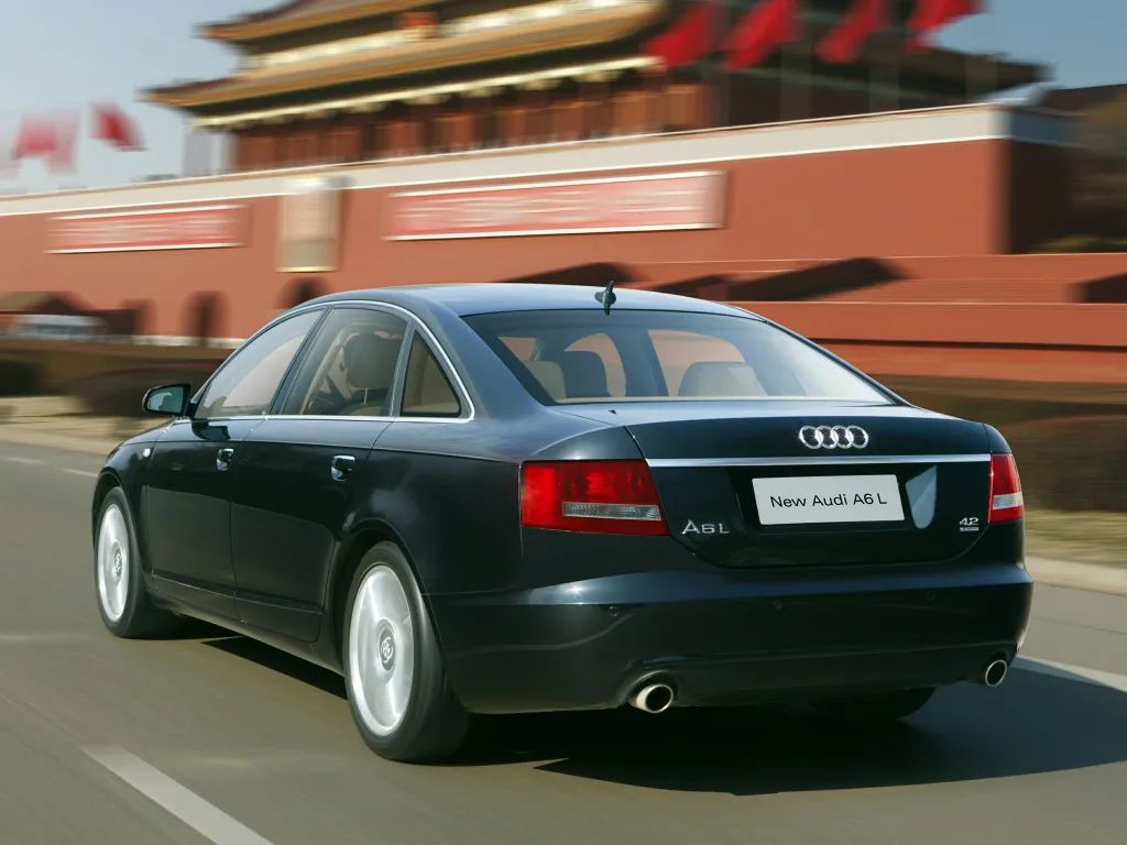 05年开过的车一汽奥迪A64.2quattro