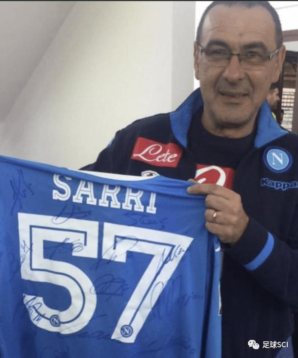 德劳伦蒂斯：自我独裁与文艺复兴