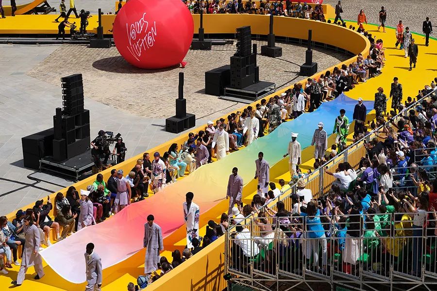 乌托邦青年男装,乌托邦男装