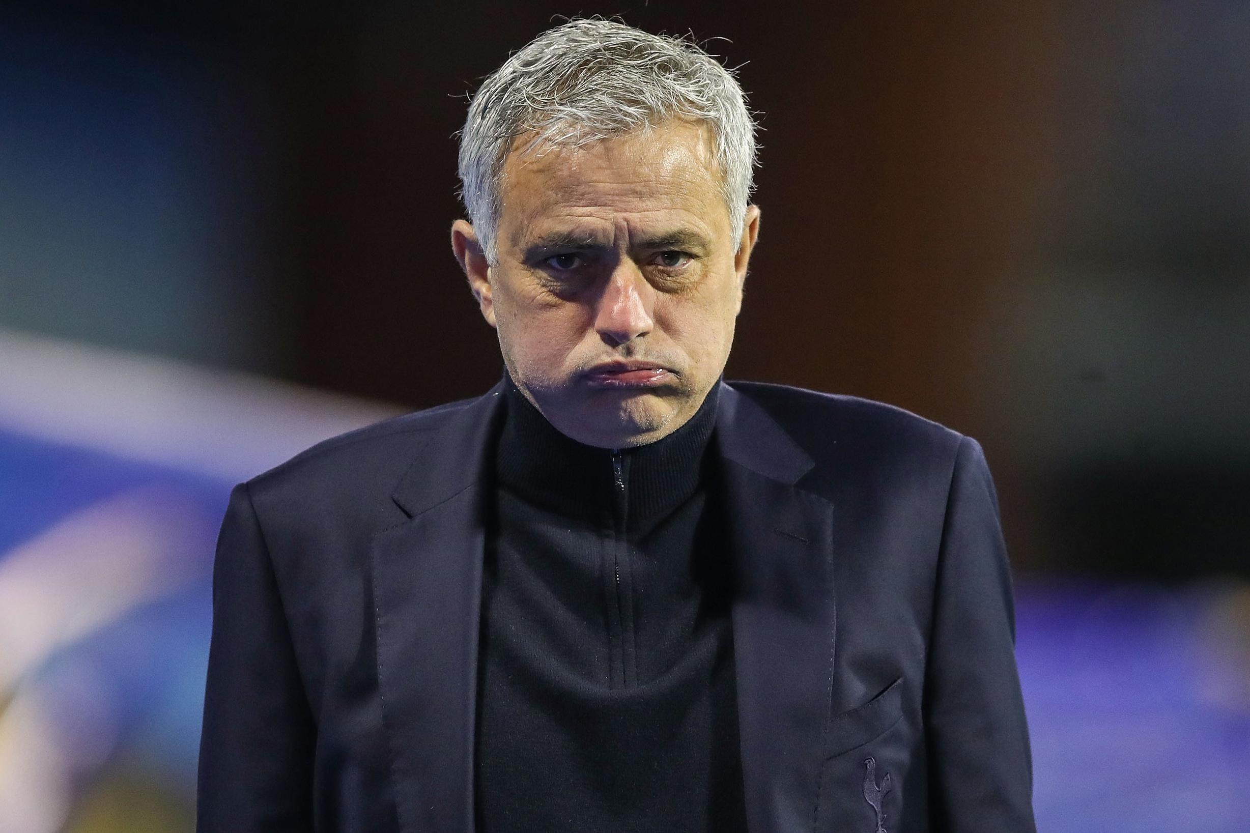 足坛遗憾3：凡进决赛必夺冠纪录作古，穆里尼奥真的神奇不再？