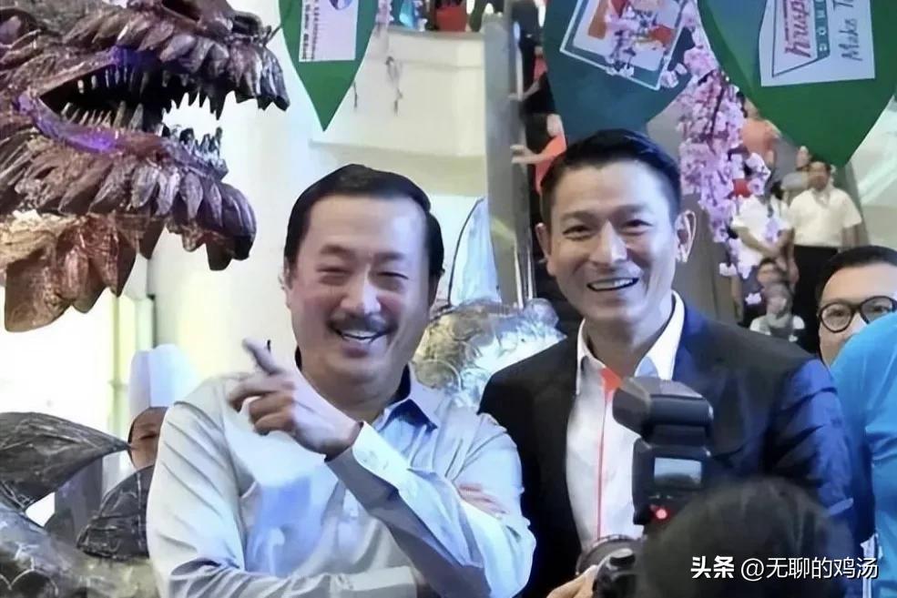 刘德华舅舅,刘德华为朱丽倩舅舅庆生