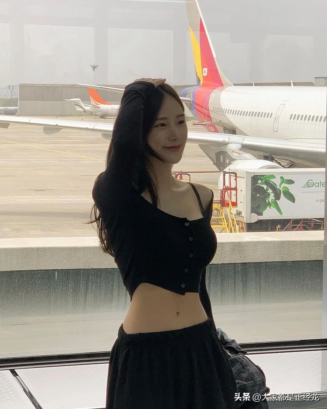 【ins推荐】韩国妹子jaeheeng，身材性感的大长腿美女模特