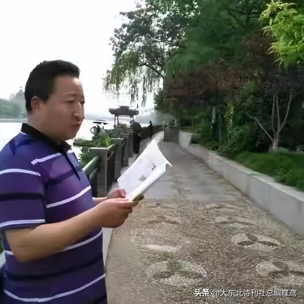 《梦回延安》作者//周峰朗诵//刘丽娟