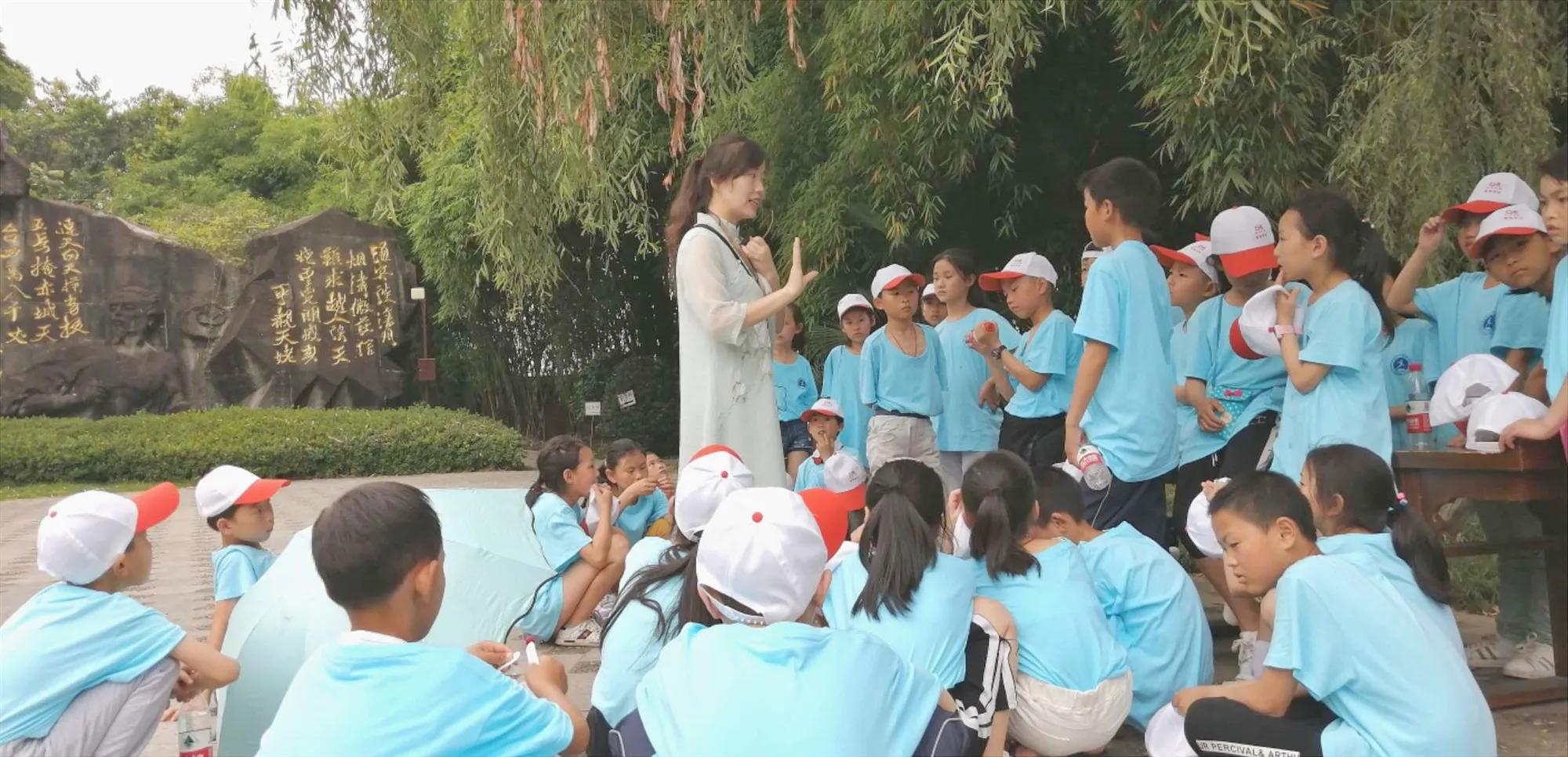 李白身世之谜浅谈之三,李白简介李白身世之谜