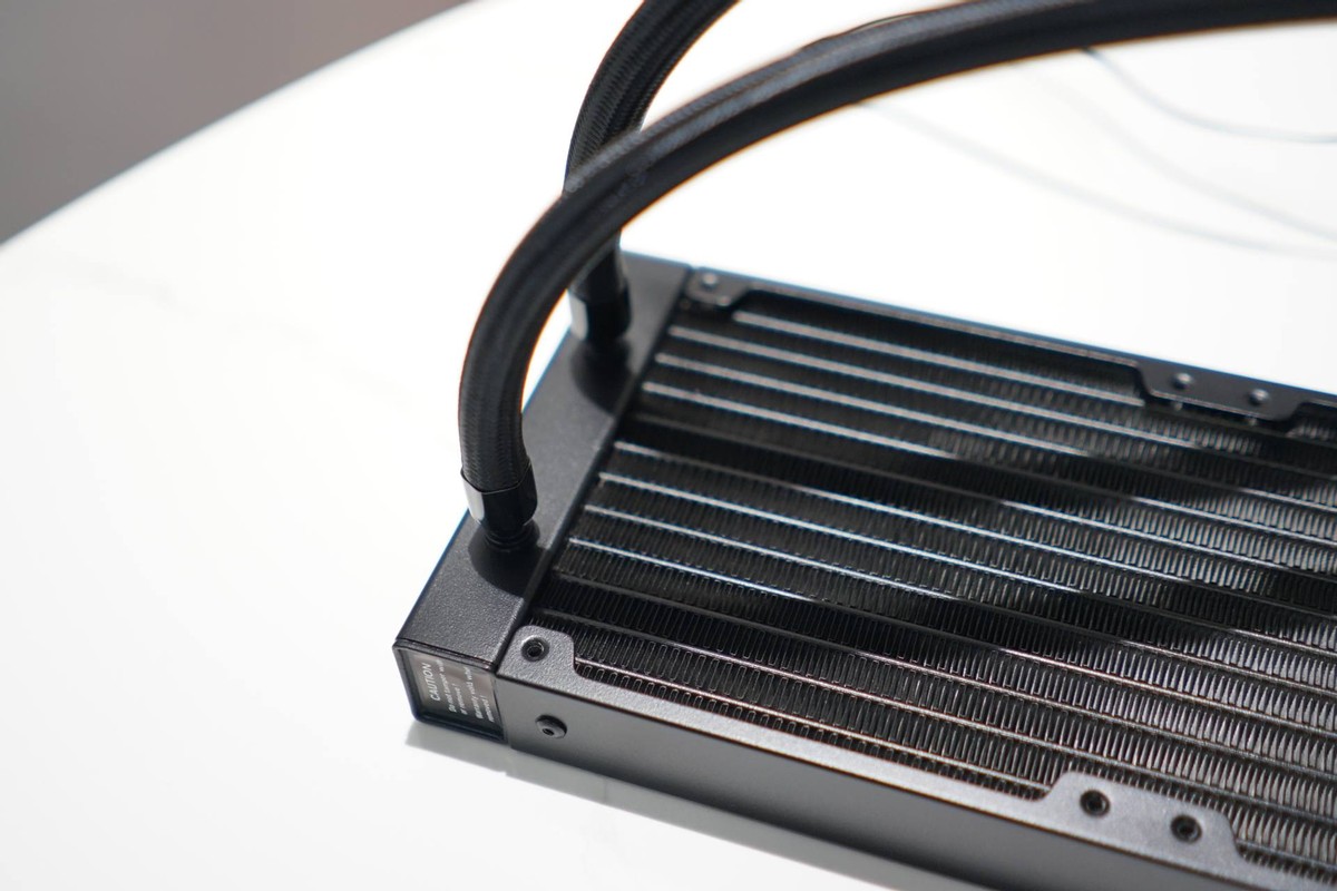 amdr5水冷,颜值高散热好的matx机箱