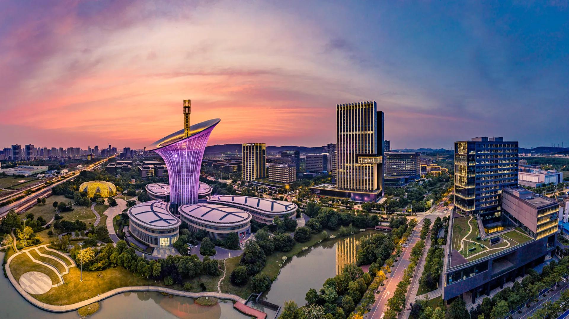 老武汉过去的繁华重现,曾经的光谷