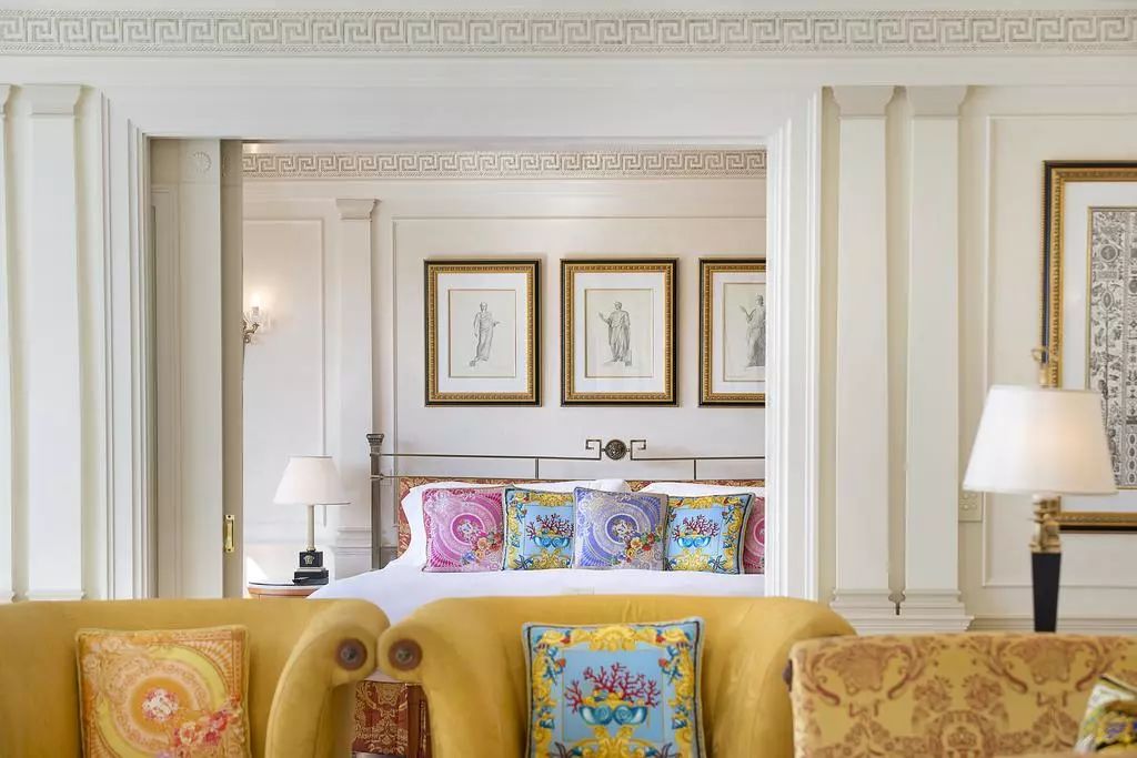 fila全球概念店,fila要买大一号的吗