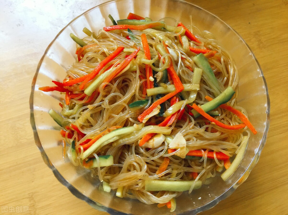 凉拌粉丝腐竹的家常做法简单窍门,做凉拌粉丝牢记3个诀窍