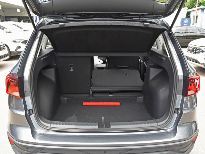 全款买捷达vs5高配全款落地多少钱,大众捷达vs5高配1.4t自动挡落地价