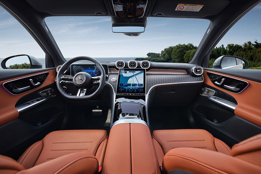 新款奔驰glc轿跑夜晚试驾,全新换代奔驰glc试驾