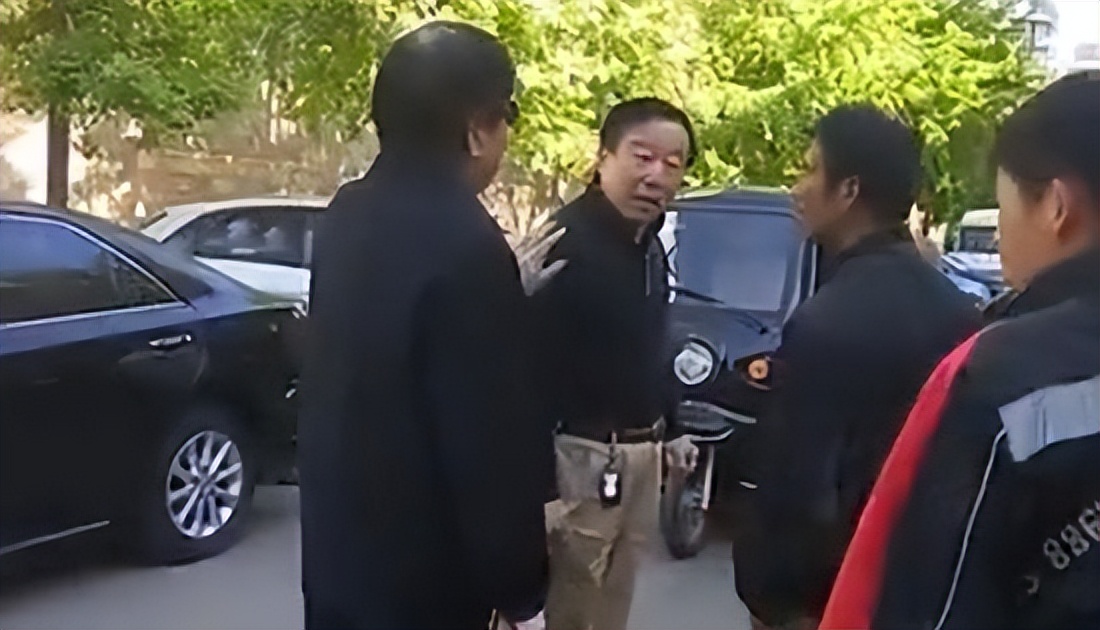 2016年顺丰小哥被打处理结果,顺丰小哥被打王卫出面后续