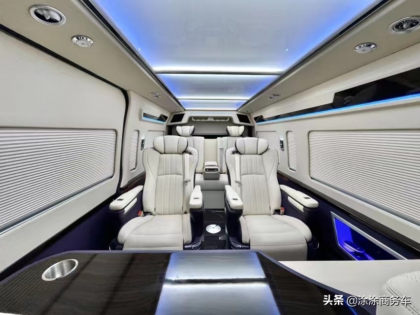 七座进口丰田海狮蓝牌可驾驶,全新丰田海狮七座商务车