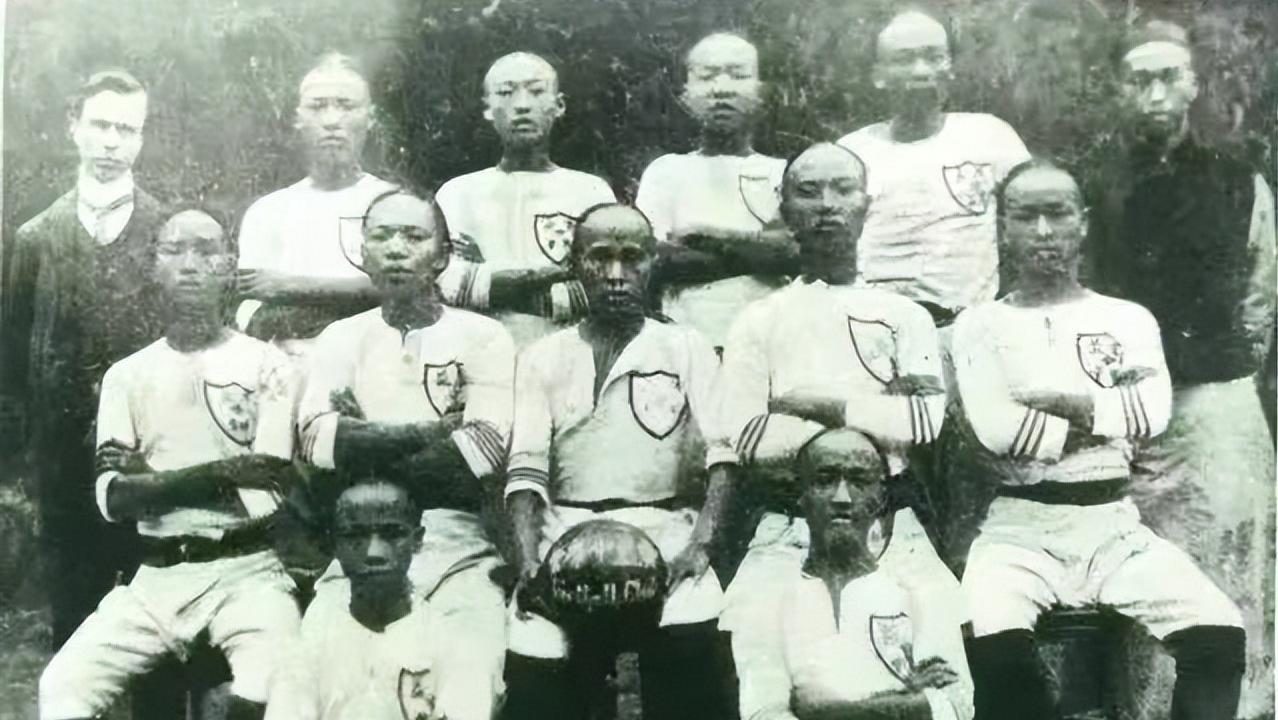 足球世界杯上一届在哪举办,世界杯如果在中国举办是哪个城市