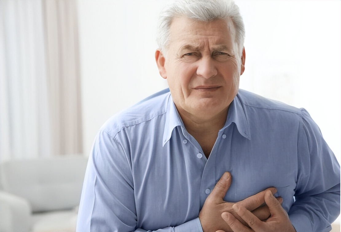 女性老是感觉心慌怎么回事,女子心悸一直联系不上