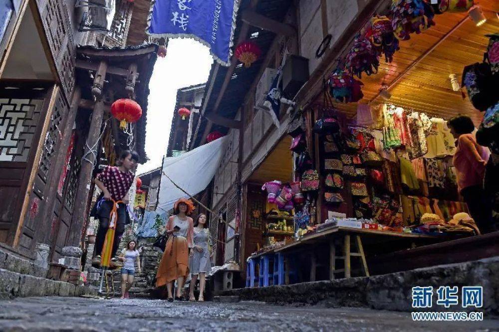 中国各地古镇特色,全国各地古镇相似度高达99