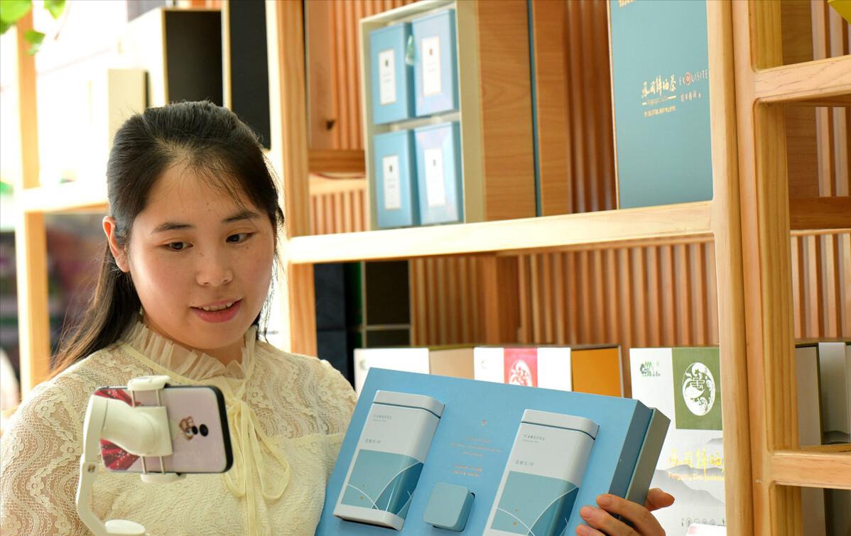 为什么茶叶店里永远没人却很赚钱,为什么茶叶店都没人