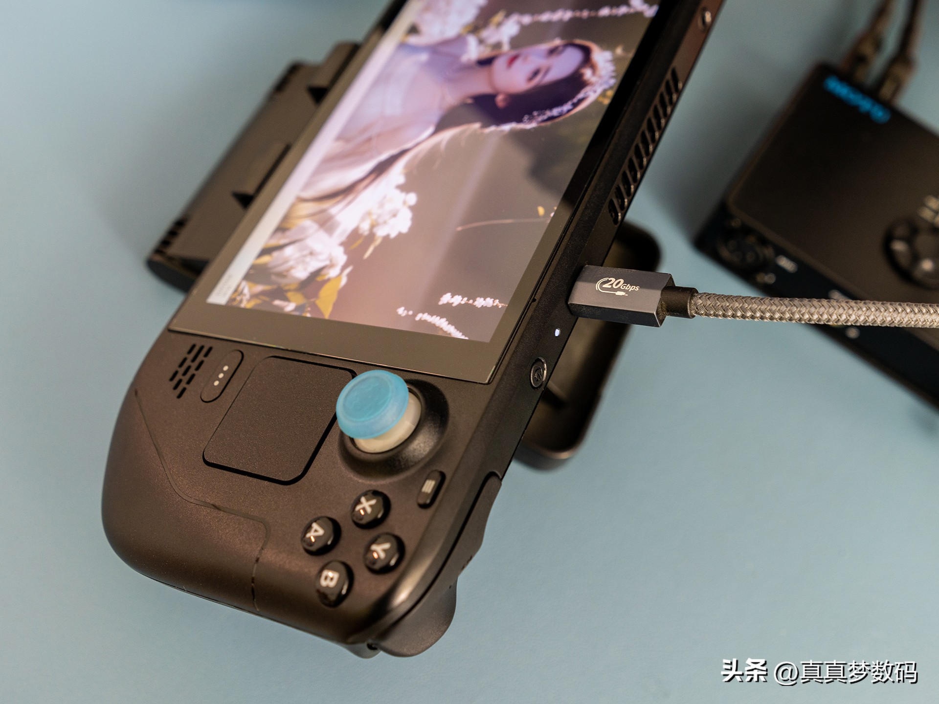 不只是游戏机！SteamDeck连接4K显示器做电脑主机性能和心得分享